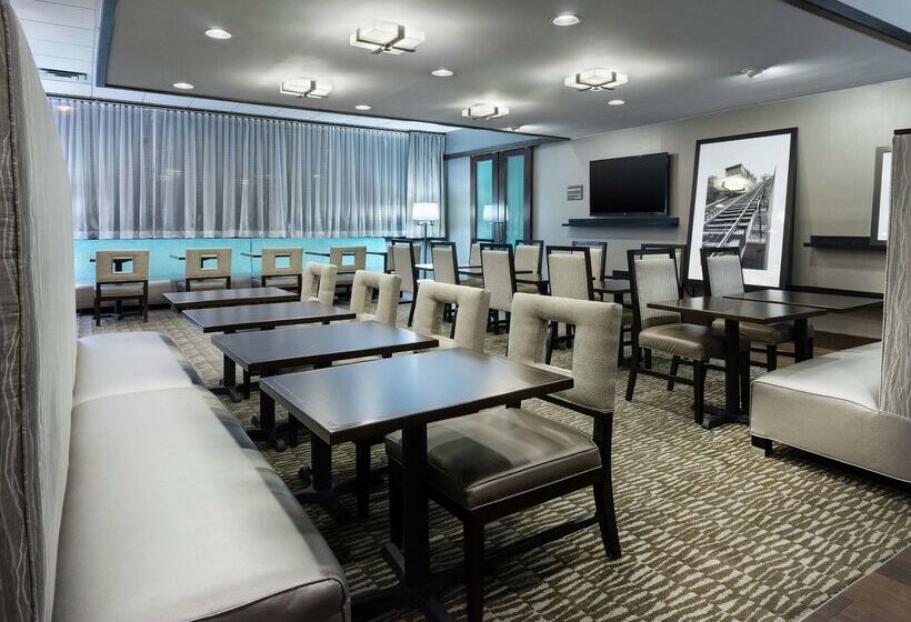 Отель Hampton Inn Pittsburgh University/medical Center