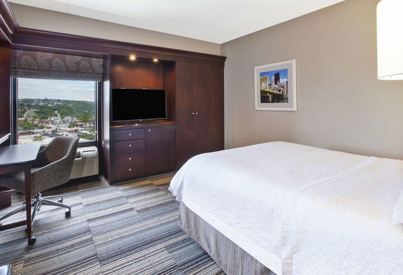 Отель Hampton Inn Pittsburgh University/medical Center