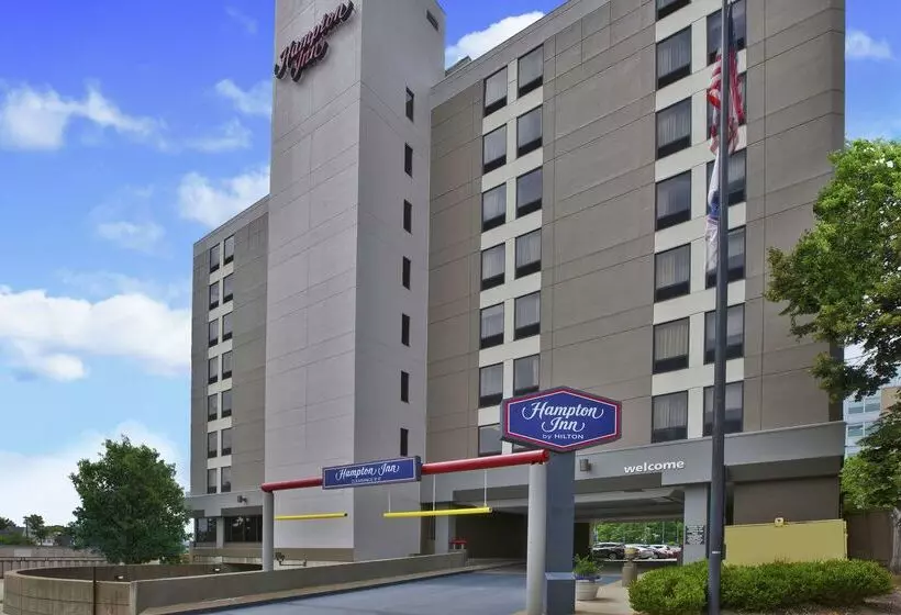فندق Hampton Inn Pittsburgh University/medical Center