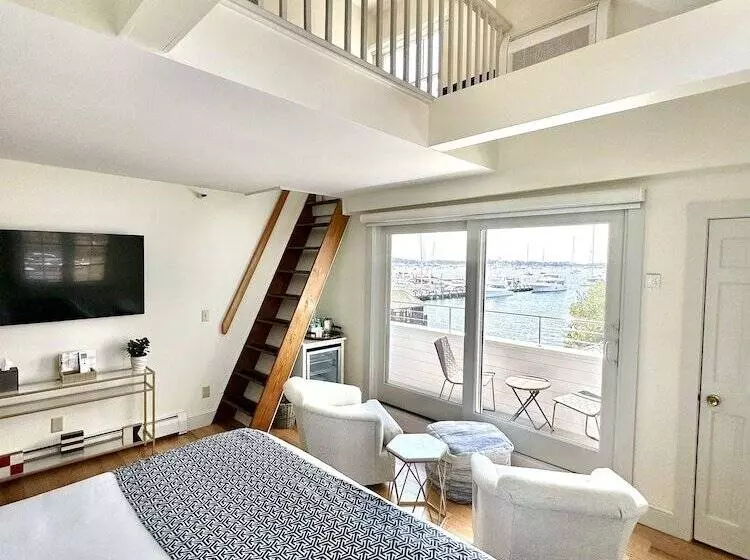 ホテル Harborside Inn