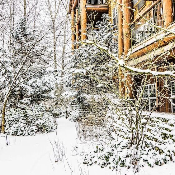 Отель Heathman Lodge