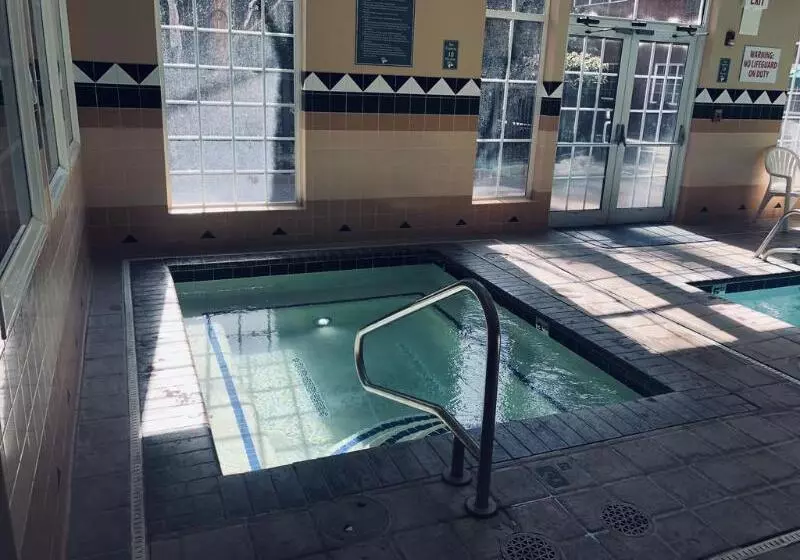 호텔 Heathman Lodge