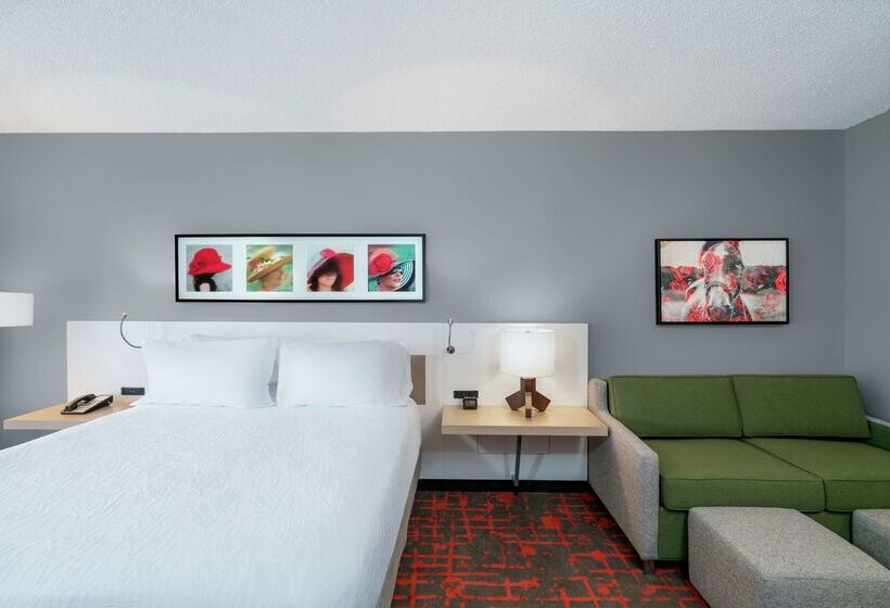 בית מלון כפרי Hilton Garden Inn Louisville East
