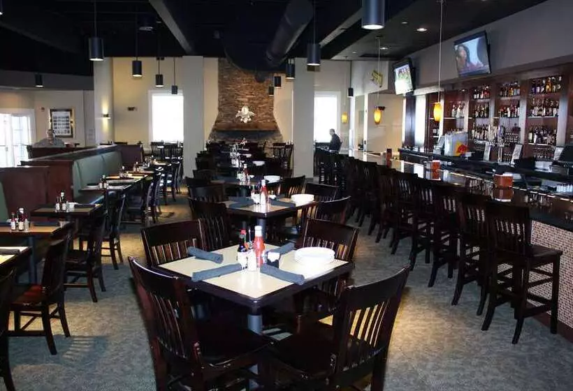 Отель Hilton Jackson