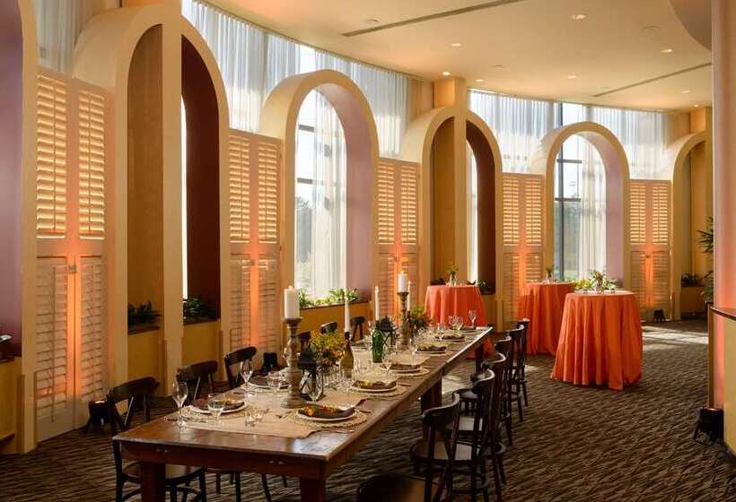 فندق Hilton Washington Dulles Airport