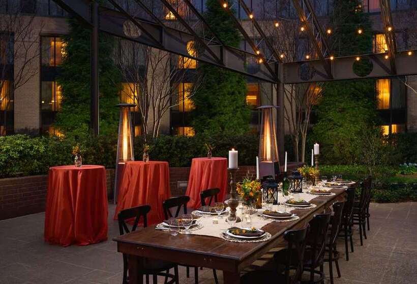 فندق Hilton Washington Dulles Airport