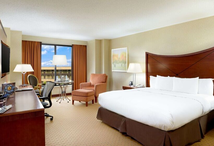 فندق Hilton Washington Dulles Airport