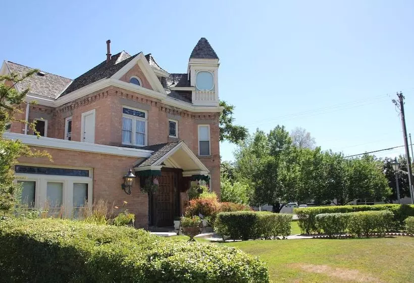 ホテル Hines Mansion