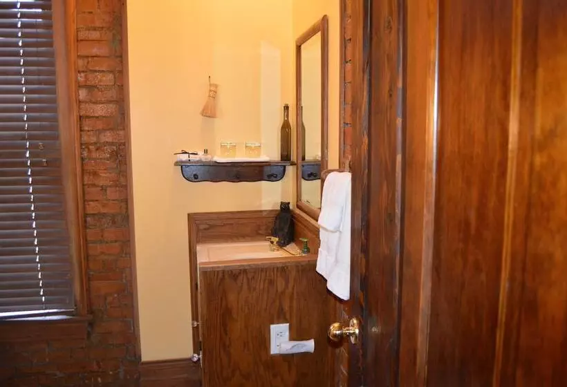 ホテル Hines Mansion