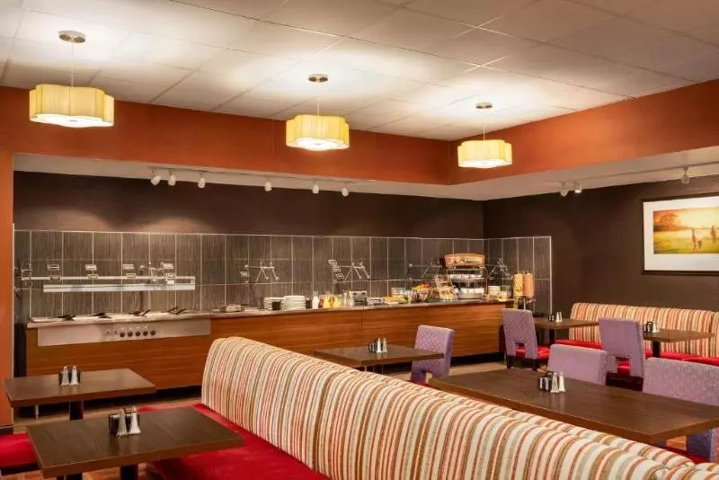 فندق Holiday Inn Louisville East   Hurstbourne, An Ihg