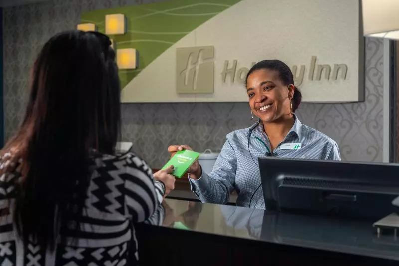فندق Holiday Inn Louisville East   Hurstbourne, An Ihg