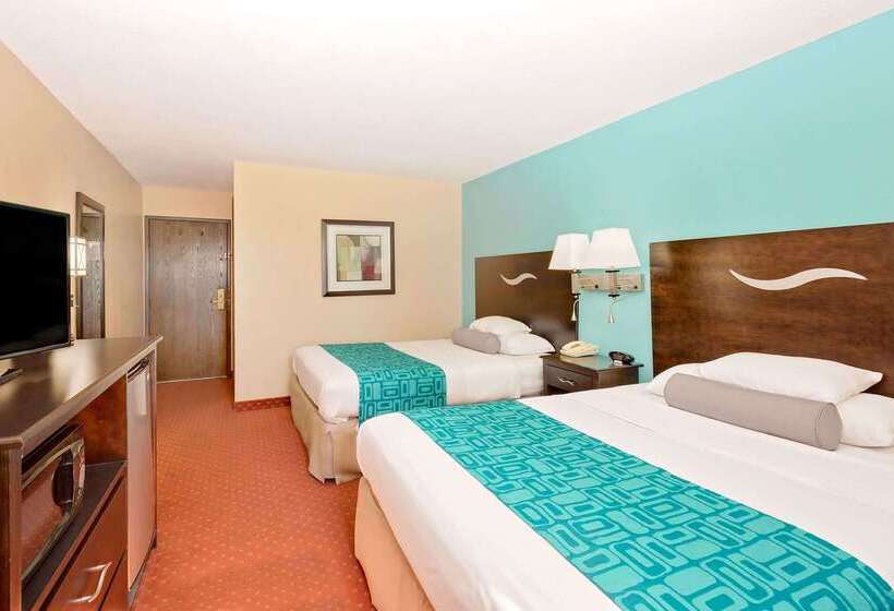 Szálloda Howard Johnson By Wyndham Waterloo/cedar Falls