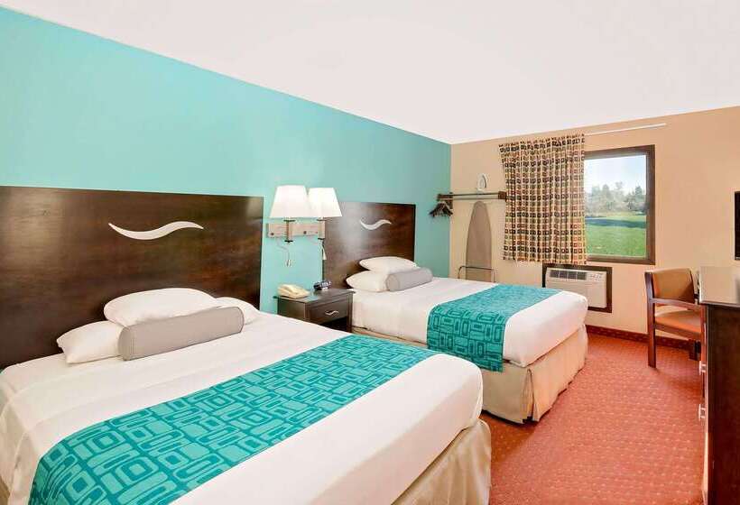 Szálloda Howard Johnson By Wyndham Waterloo/cedar Falls