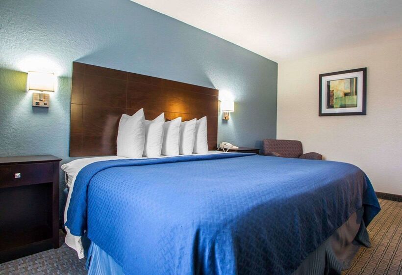 فندق Quality Inn & Suites Ankenydes Moines