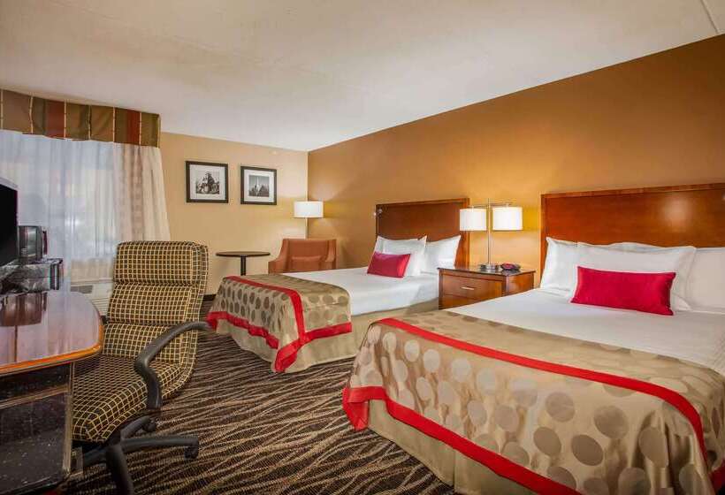 فندق Ramada By Wyndham Statesville