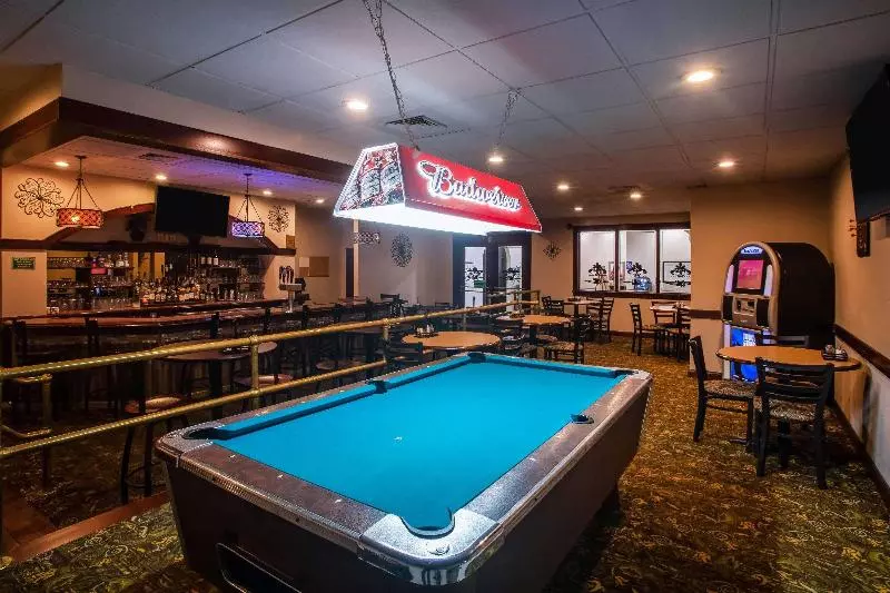 هتل Ramada By Wyndham Statesville