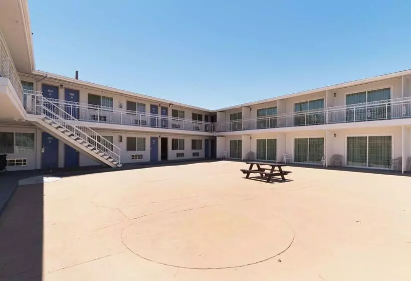 Motel 6barstow, Ca  Route 66