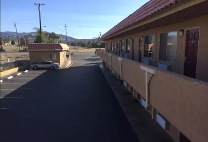 מוטל Vagabond Inn Hemet