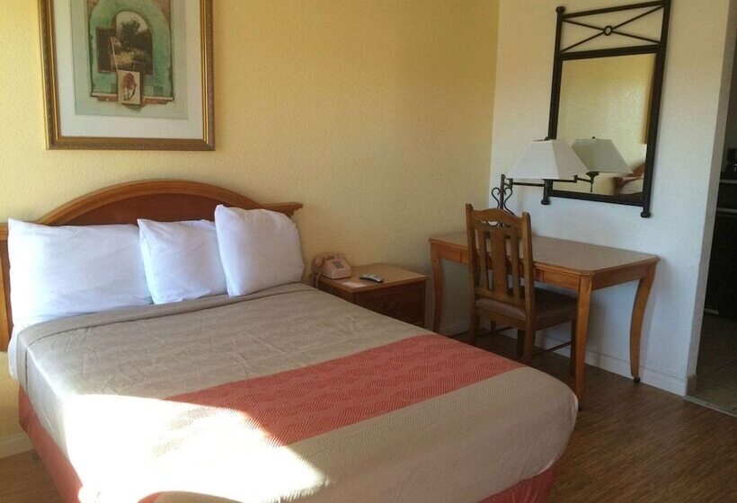 فندق على الطريق Vagabond Inn Hemet