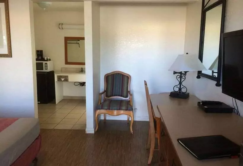 מוטל Vagabond Inn Hemet