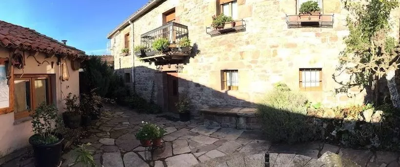 Apartamentos Rurales Casa Miguel