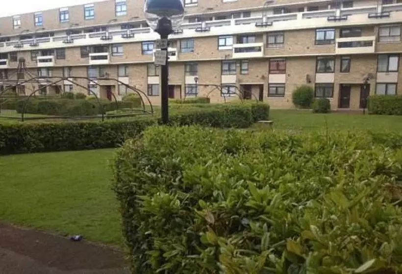Apartment Collingwood Court