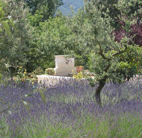 צימר Clos Des Lavandes Chambres Et Suites De Charme Climatisées Luberon