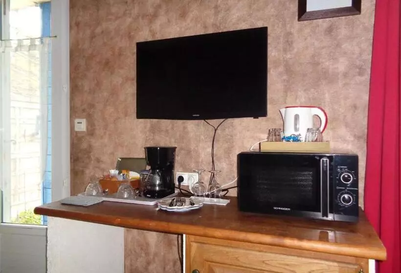 ベッドアンドブレックファースト Clos Des Lavandes   Chambres Et Suites De Charme Climatisées Luberon