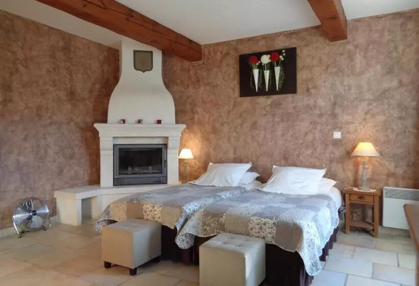 ベッドアンドブレックファースト Clos Des Lavandes   Chambres Et Suites De Charme Climatisées Luberon