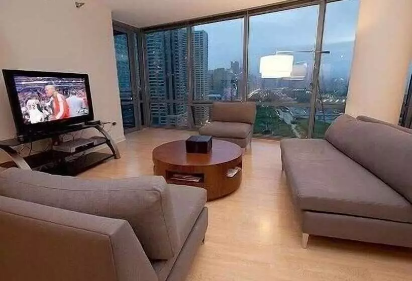 Chicago Downtown Condo   Michigan Ave Suite Id 14 15