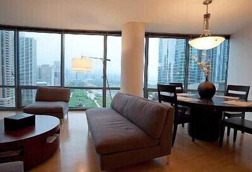 Chicago Downtown Condo   Michigan Ave Suite Id 14 15