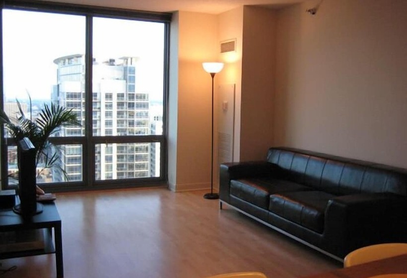 Chicago Downtown Condo   Michigan Ave Suite Id 14 15