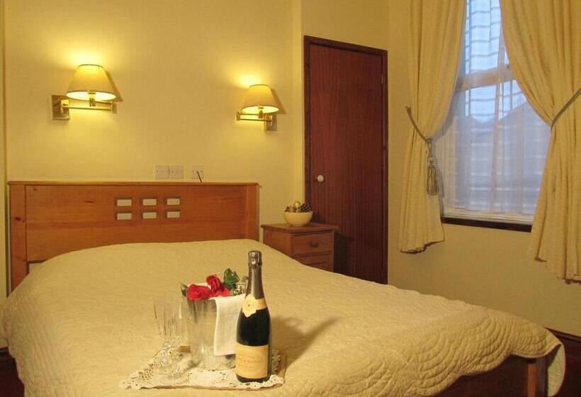 בית מלון כפרי Garden