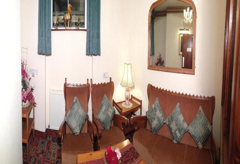 בית מלון כפרי Garden