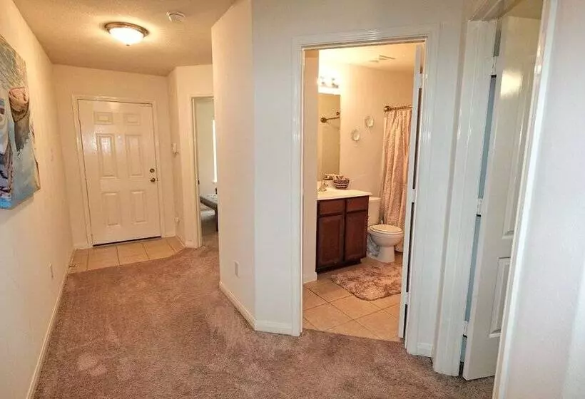 3bdrm 2bath 5beds   Iah Airport, Humble