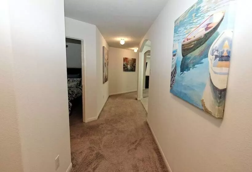 3bdrm 2bath 5beds   Iah Airport, Humble