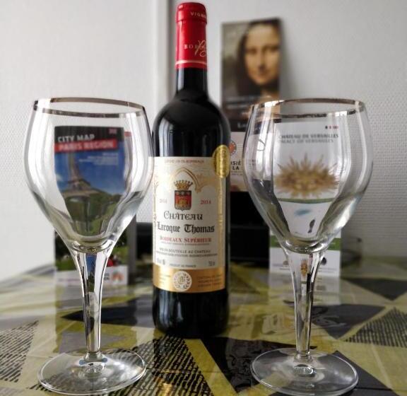 Le Parisien T1antony Berny By Beds4wanderlust   35m2 Avec Balcon   Aéroport Orly 5miles   Train Stat