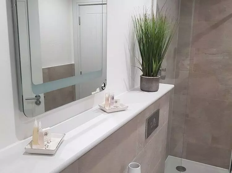One To One Apartments