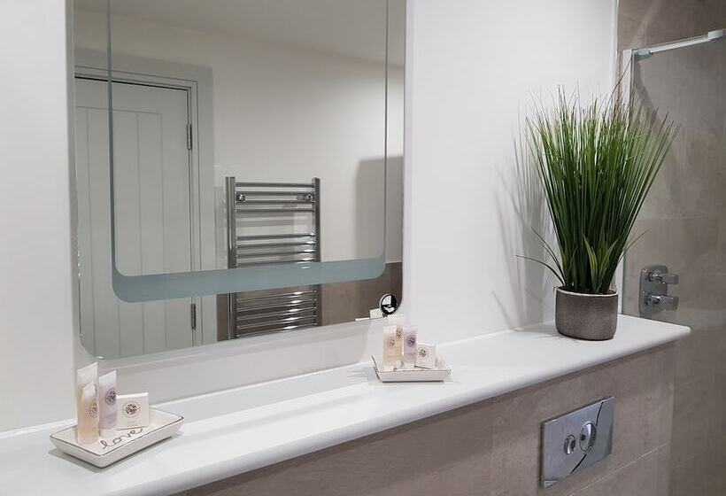 One To One Apartments