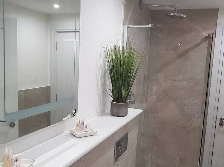 One To One Apartments