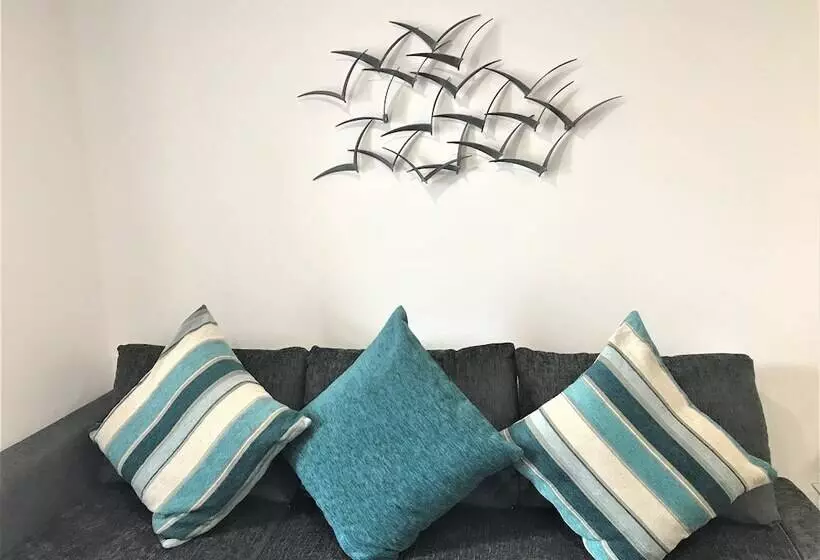 One To One Apartments