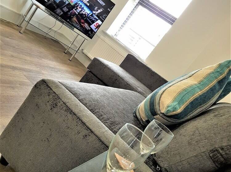 One To One Apartments