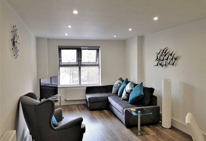 One To One Apartments