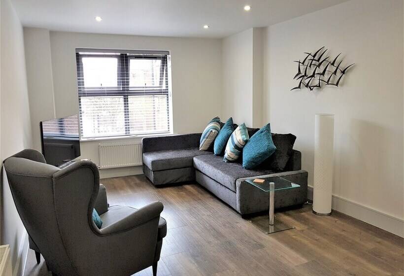 One To One Apartments