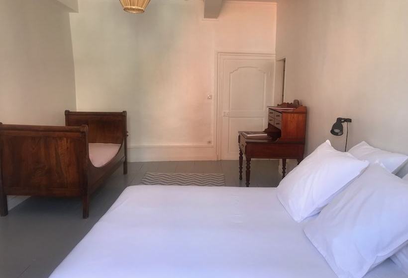 ペンション Maison Ladevèze