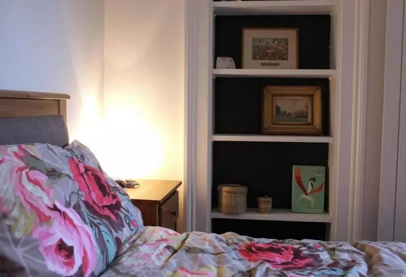 Trendy 2bd Flat In West Hampstead