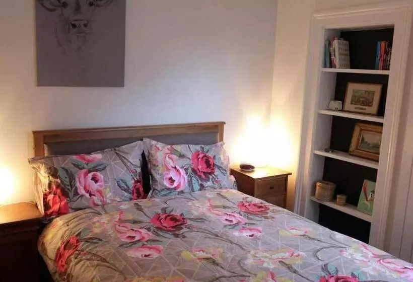 Trendy 2bd Flat In West Hampstead