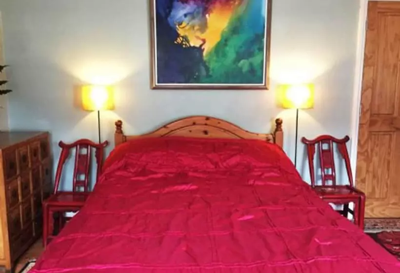 Artist Cottage B&b