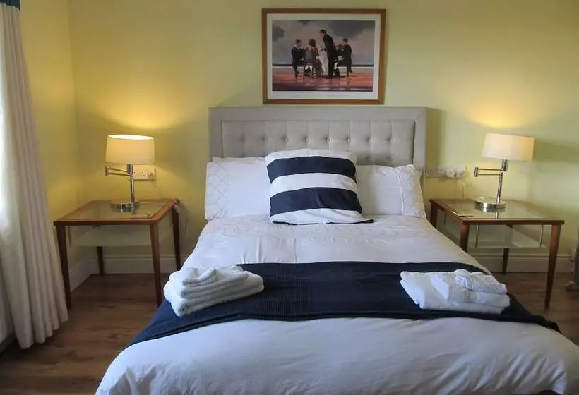 تختخواب و صبحانه Fifty Five Ballyhome, Portrush