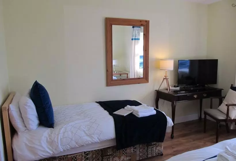 تختخواب و صبحانه Fifty Five Ballyhome, Portrush